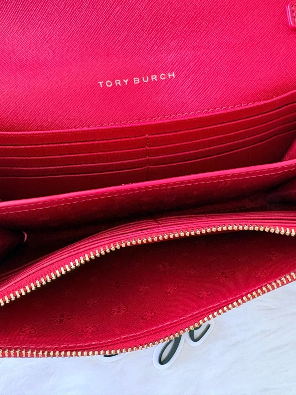 Tory Burch‎ Red saffiano Crossbody Wallet on Chain